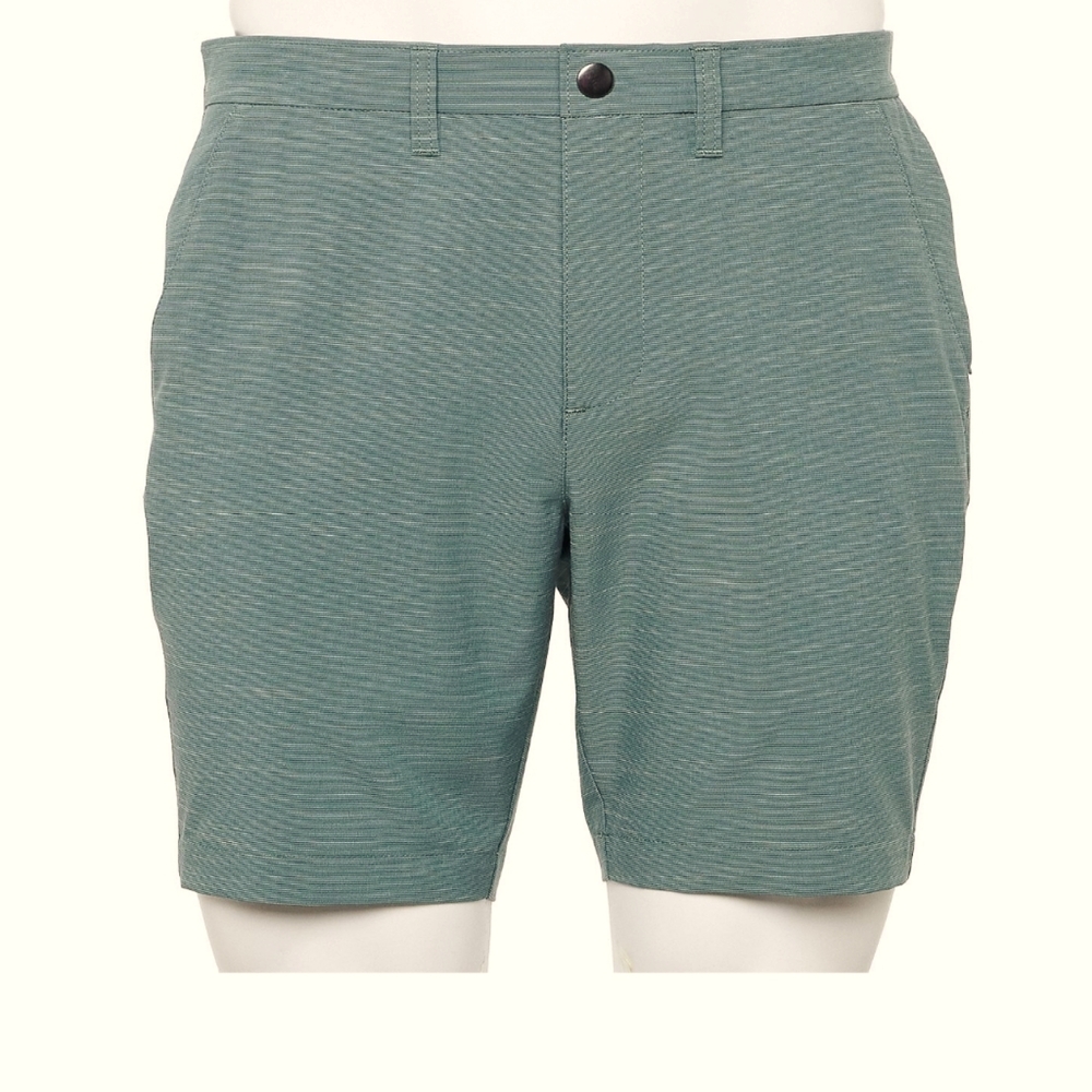 NEW Mens Golf Shorts by Apt. 9.  Color: Greyish Green. Size 33. Stretch Comfort.
